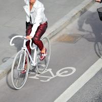 Young cyclist commuting